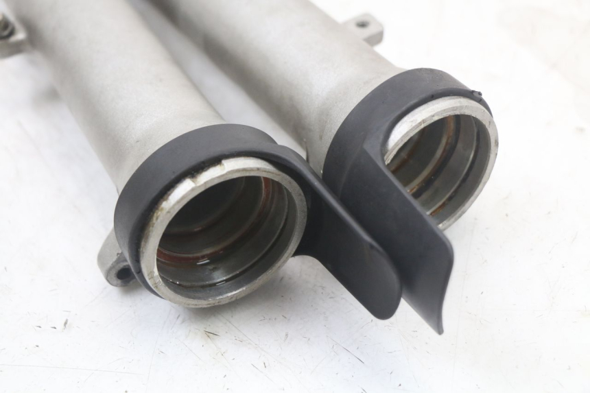 photo de VORKHULS SUZUKI GS F 500 (2004 - 2007) - Bevestigingspunten