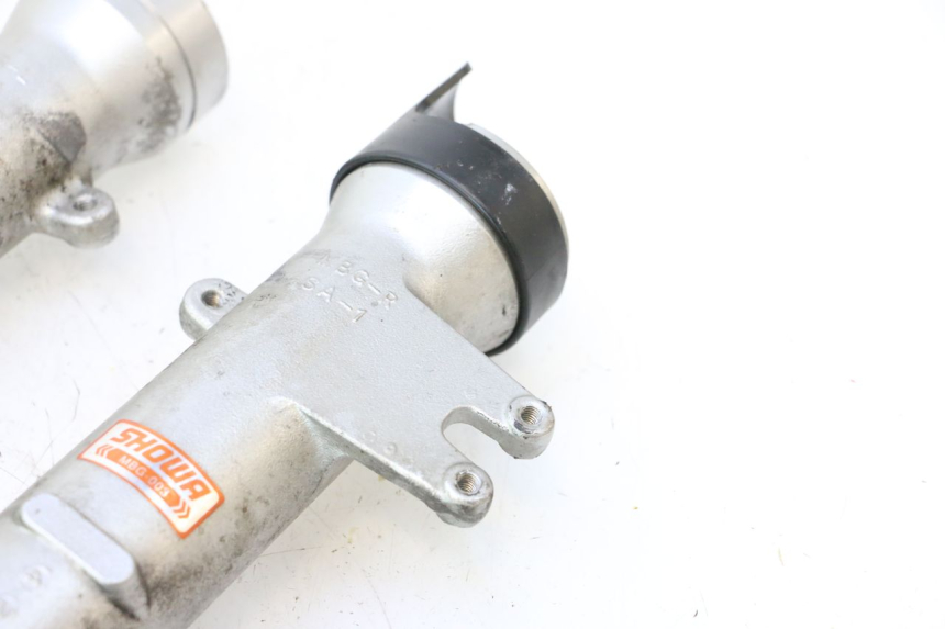photo de VORKBUIS HONDA VFR FI RC46 800 (1998 - 2001) - Kenmerkende details