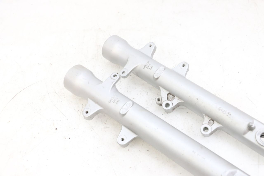 photo de VORKHULS DAELIM VJ ROADWIN FI 125 (2008 - 2017) - Bevestigingspunten