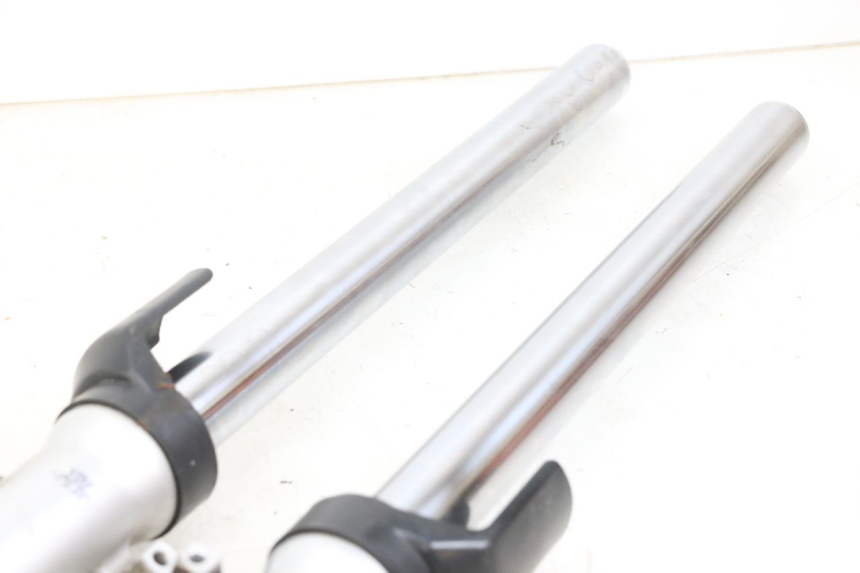 photo de VORKHULS KYMCO XCITING 250 (2006 - 2009) - Zoom op componenten