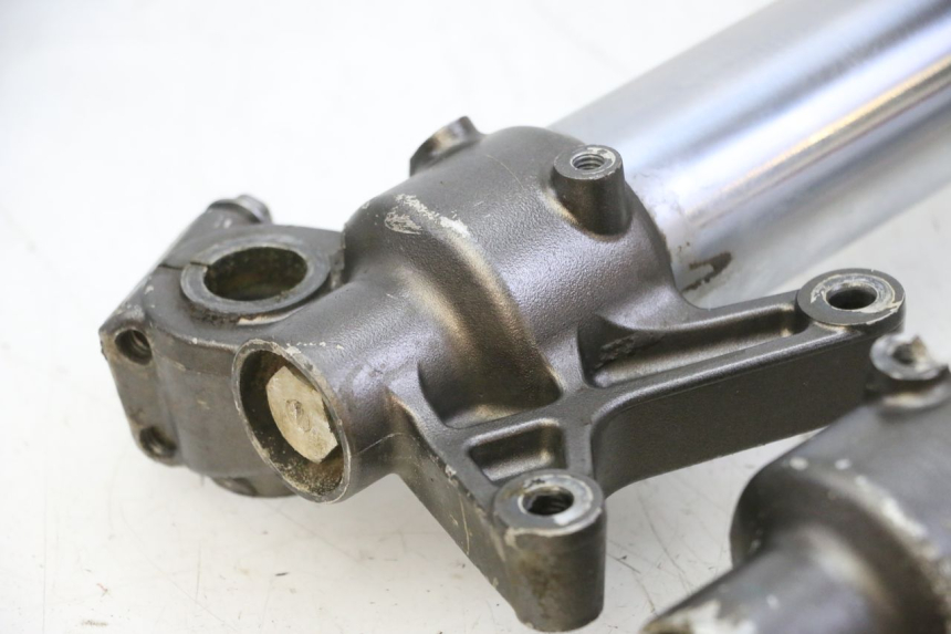 photo de VORKHULS YAMAHA YZ-F YZF 250 (2014 - 2018) - Zoom op componenten