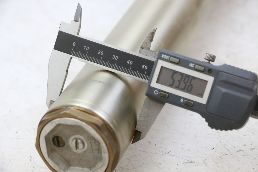 photo de VORKHULS YAMAHA YZ-F YZF 250 (2014 - 2018) - Zoom op gebruiksstaat