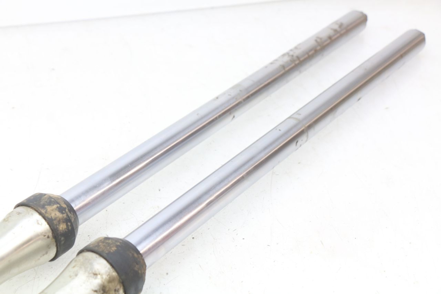 photo de VORKHULS YAMAHA YZ 80 (1982 - 1983) - Zoom op componenten