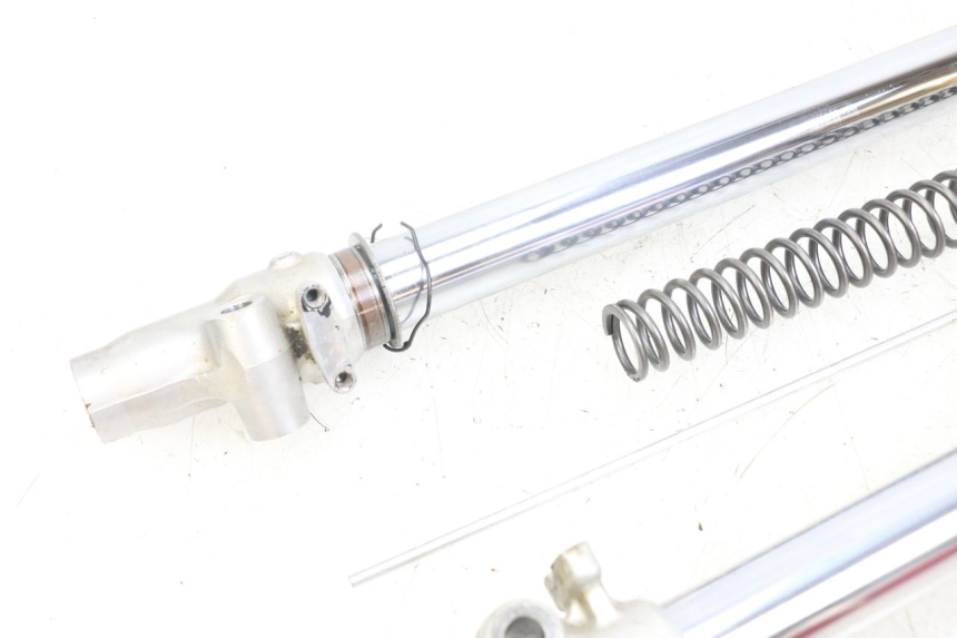 photo de VORKHULS YAMAHA YZ 85 (2002 - 2018) - Bevestigingspunten