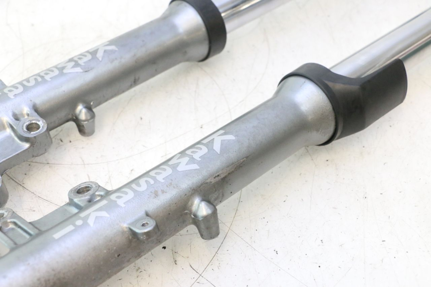 photo de VORKHULS KAWASAKI ZZR 600 (1995 - 2004) - Technische close-up