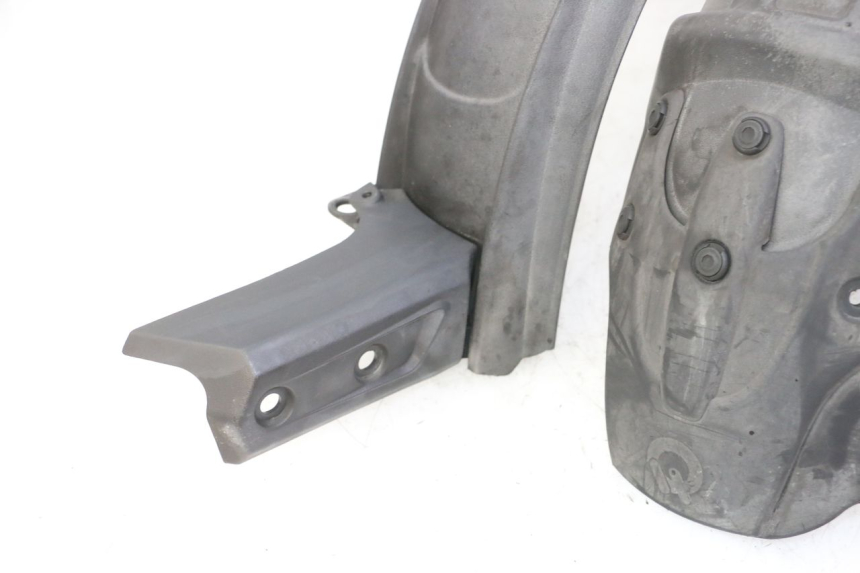 photo de ACHTERSPATBORD QUADRO 4 4D 350 (2015 - 2018) - Kenmerkende details