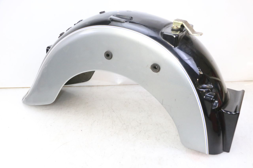 photo de ACHTERSPATBORD HYOSUNG GV AQUILA 125 (2000 - 2009) - Kenmerkende details