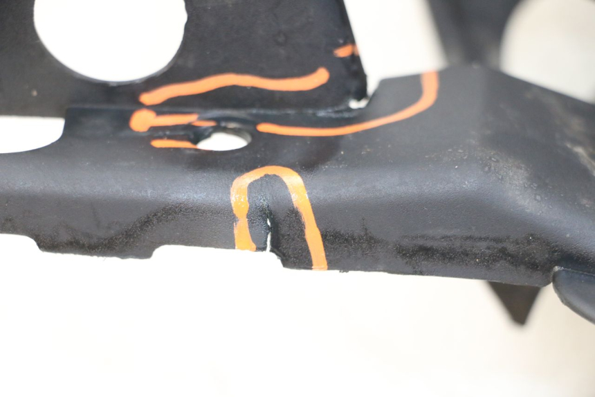 photo de ACHTERSPOILER BMW C1 125 (2000 - 2003) - Bevestigingspunten