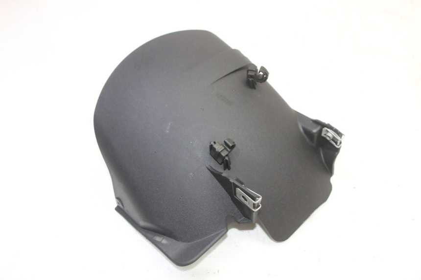 photo de ACHTERSPATBORD PIAGGIO MP3 HPE 310 (2024 - 2025) - Detail van het onderdeel