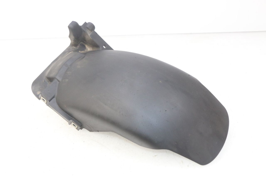 photo de ACHTERSPOILER PIAGGIO MP3 500 (2014 - 2017) - Zoom op gebruiksstaat