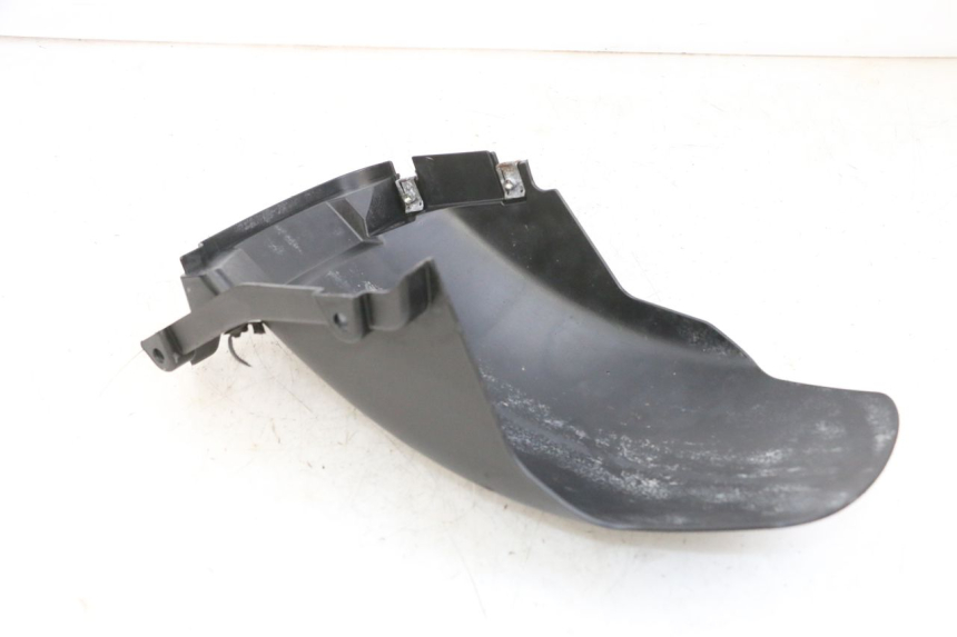 photo de ACHTERSPOILER PIAGGIO MP3 500 (2016 - 2018) - Detail van het onderdeel