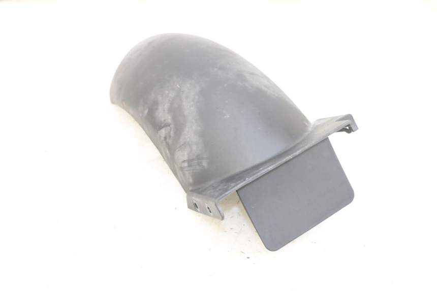 photo de ACHTERSPOILER EFUN PUSA 1 - Andere kijkhoek