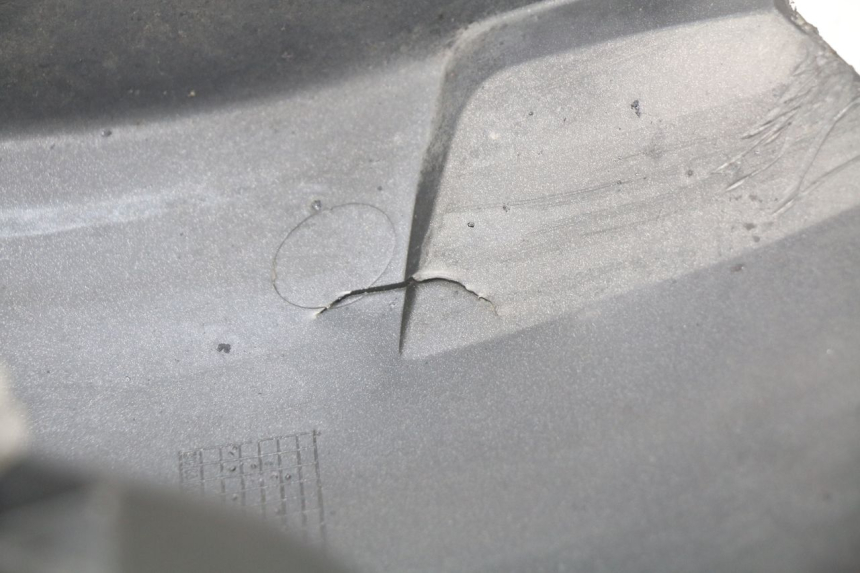 photo de ACHTERSPATBORD APRILIA SR 2T 50 (2012 - 2017) - Detail van het onderdeel