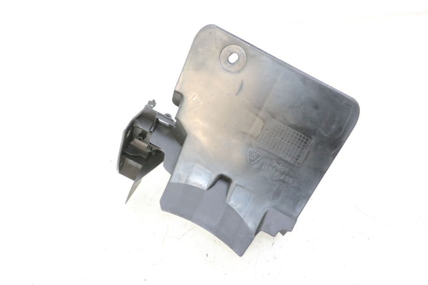 photo de ACHTERSPOILER YAMAHA XMAX X-MAX 125 (2021 - 2025) - Andere kijkhoek