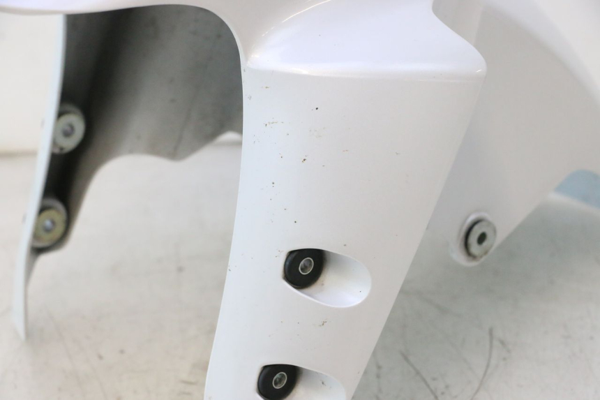 photo de VOORSPATBORD YAMAHA FZ8 800 (2010 - 2016) - Bevestigingspunten