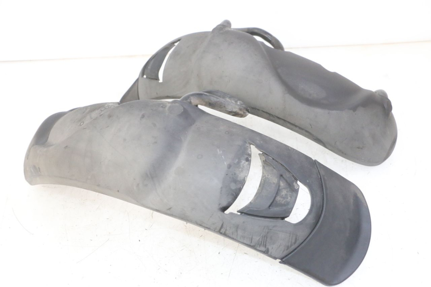 photo de VOORSPATBORD PIAGGIO MP3 LT 300 (2010 - 2016) - Productaanzicht