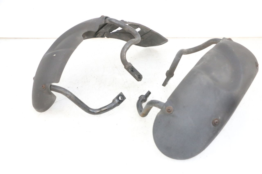 photo de VOORSPATBORD PIAGGIO MP3 125 (2006 - 2014) - Bevestigingspunten