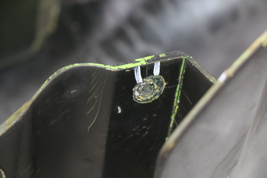 photo de VOORSPATBORD KAWASAKI ZX-6R ZX6R 600 (1995 - 1997) - Technische close-up