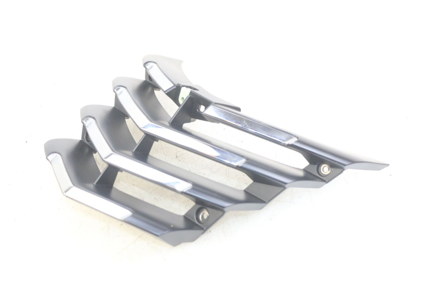 photo de RADIATEURROOSTER PEUGEOT CITYSTAR AIR 125 (2014 - 2017) - Andere kijkhoek