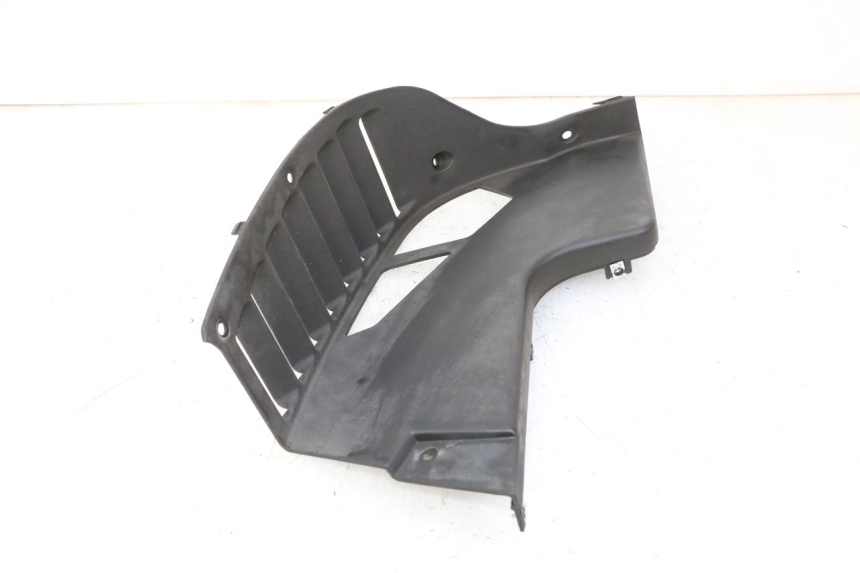 photo de RECHTER RADIATEURROOSTER QUADRO 4 4D 350 (2015 - 2018) - Bevestigingspunten