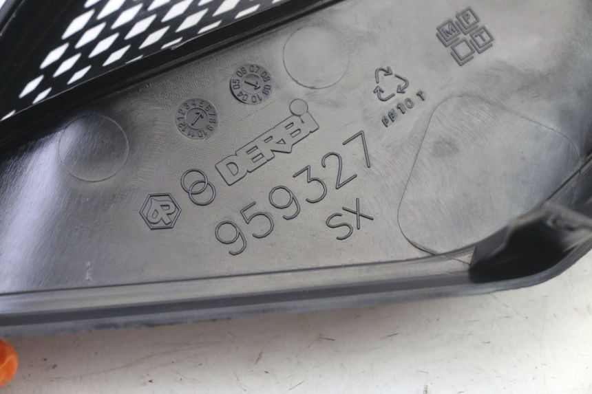 photo de LINKER RADIATEURROOSTER PIAGGIO NRG POWER PUREJET 50 (2018 - 2021) - Bevestigingspunten