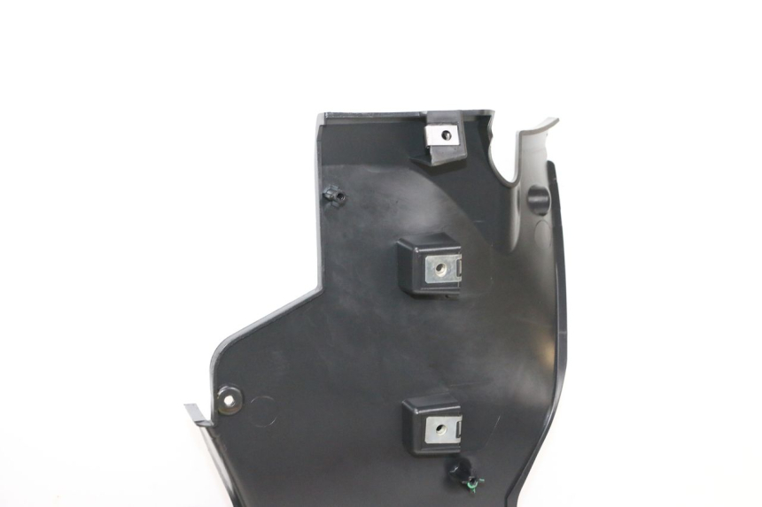 photo de RADIATEURROOSTER PIAGGIO MP3 HPE 300 (2019 - 2026) - Zoom op gebruiksstaat