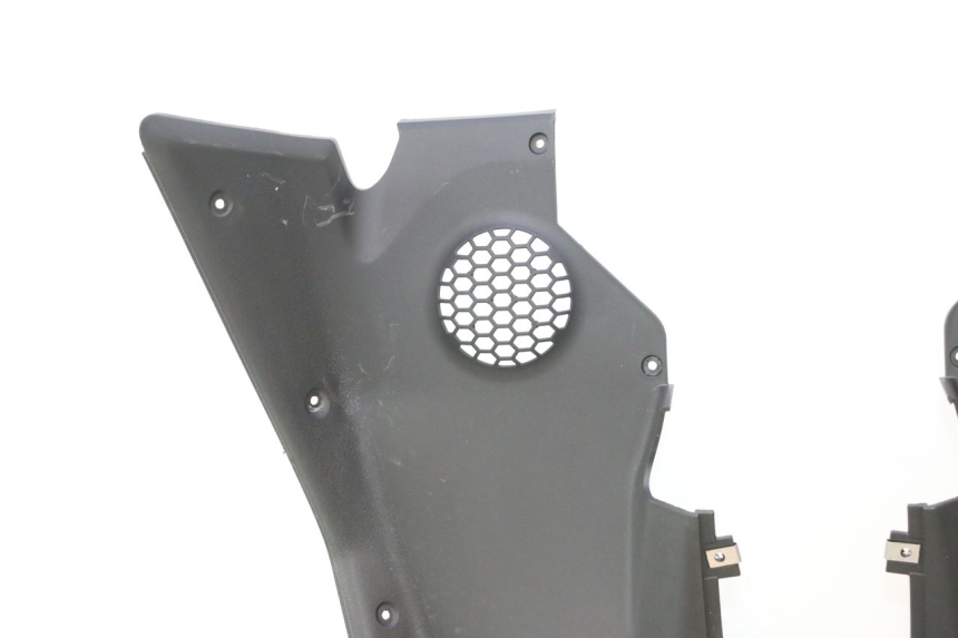 photo de RADIATORROOSTER PIAGGIO MP3 HPE 530 (2022 - 2026) - Alternatieve hoek