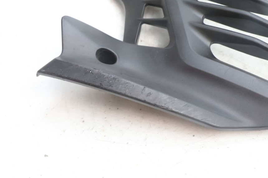 photo de RADIATORROOSTER YAMAHA N-MAX NMAX 125 (2021 - 2024) - Detail van het onderdeel