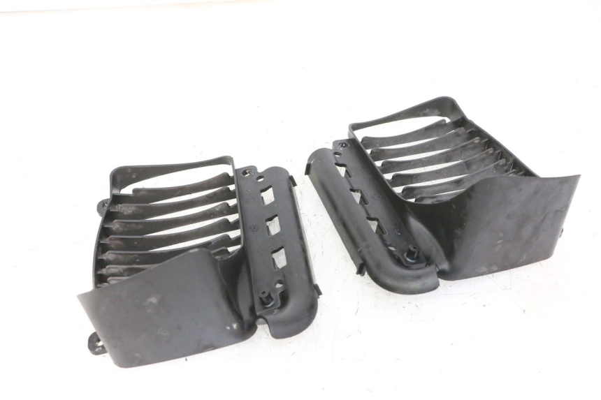 photo de RADIATEURROOSTER PIAGGIO VESPA GRANTURISMO 200 (2004 - 2005) - Andere kijkhoek