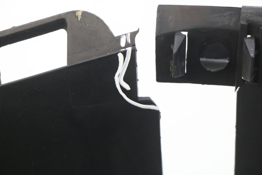 photo de RADIATEURROOSTER PEUGEOT SATELIS COMPRESSOR K15 125 (2006 - 2009) - Staat van het oppervlak