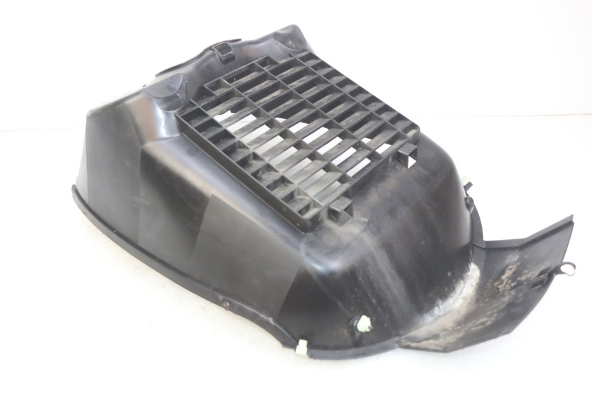 photo de RADIATEURROOSTER PEUGEOT SATELIS 125 (2010 - 2012) - Andere kijkhoek