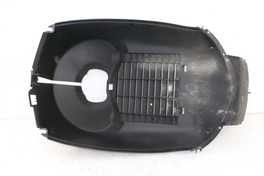 photo de RADIATEURROOSTER PEUGEOT SATELIS 125 (2013 - 2018) - Hoofdaanzicht