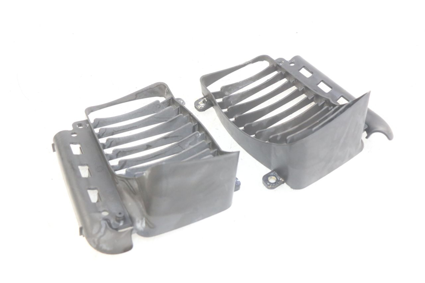 photo de RADIATEURROOSTER PIAGGIO VESPA GRANTURISMO 125 (2003 - 2007) - Zoom op gebruiksstaat