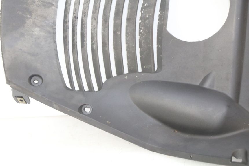 photo de RADIATEURROOSTER YAMASAKI YM T 125 (2015 - 2020) - Bevestigingspunten