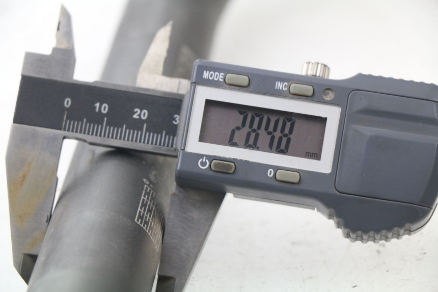 photo de STUUR HONDA CR 125 (2000 - 2001) - Detail van het onderdeel