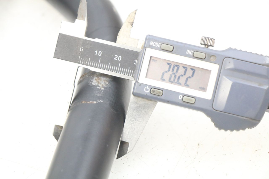 photo de STUUR APOLLO RFZ 125 - Zoom op gebruiksstaat