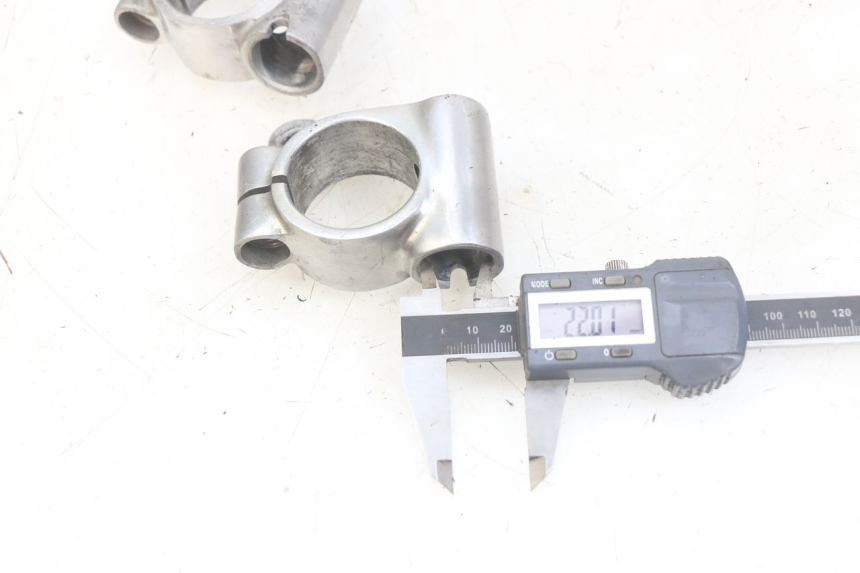 photo de STUUR KAWASAKI ZX-6R ZX6R 600 (1995 - 1997) - Detail van het onderdeel