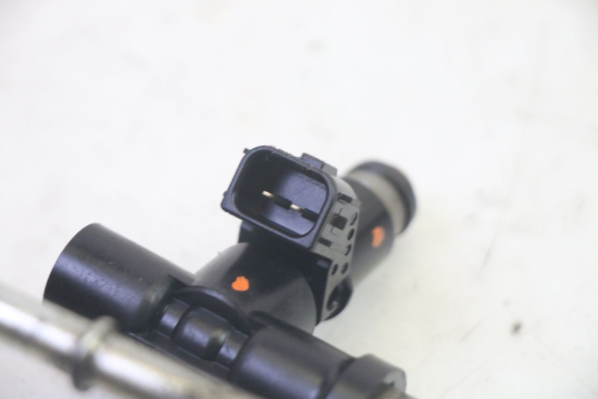 photo de INJECTOR SUZUKI BURGMAN EXECUTIVE ABS 650 (2006 - 2012) - Overzicht