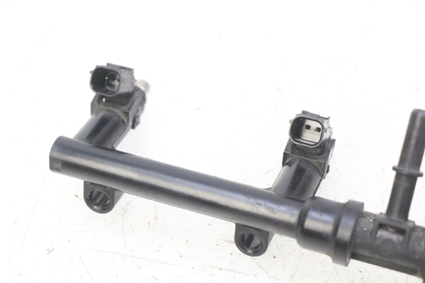 photo de INJECTOR HONDA CB R 1000 (2018 - 2023) - Zoom op componenten