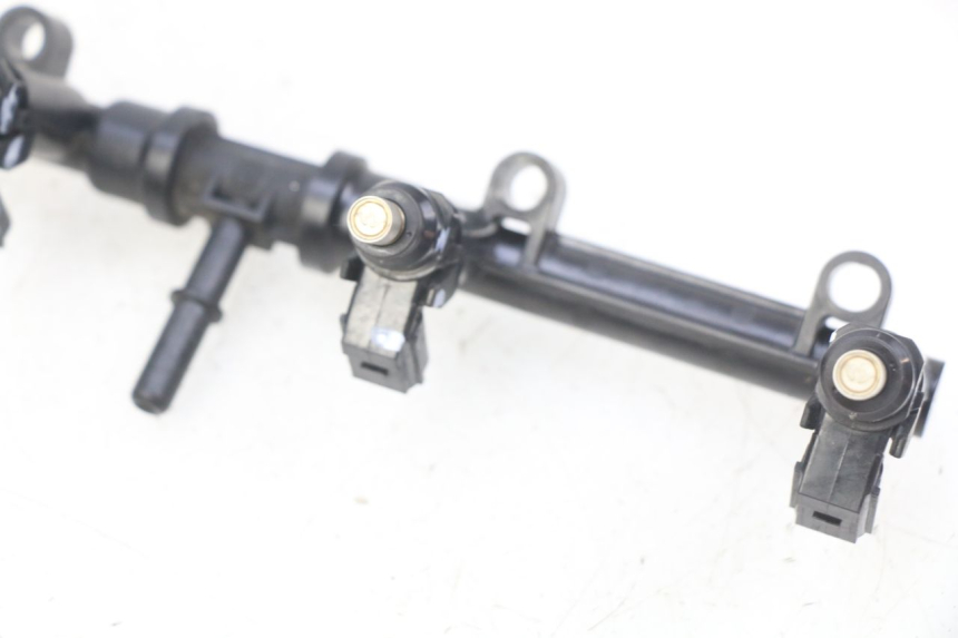 photo de INJECTOR HONDA CB R 1000 (2018 - 2023) - Markeringen en referenties