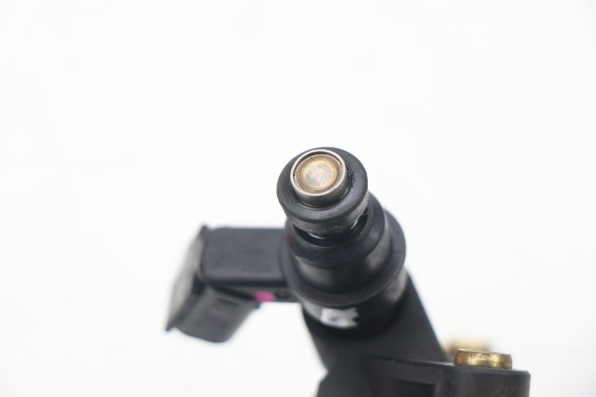 photo de INJECTOR HONDA CBF 125 (2009 - 2015) - Zoom op gebruiksstaat