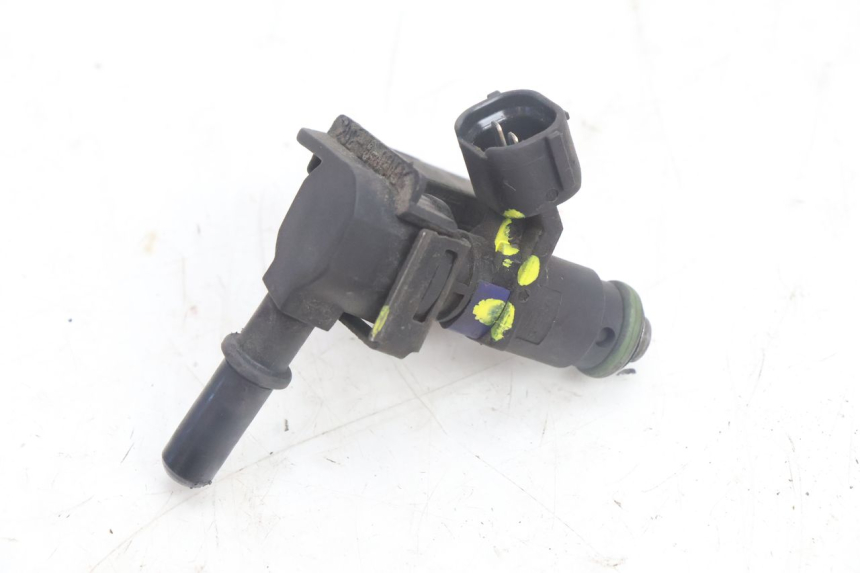 photo de INJECTOR PEUGEOT CITYSTAR 125 (2011 - 2017) - Bevestigingspunten
