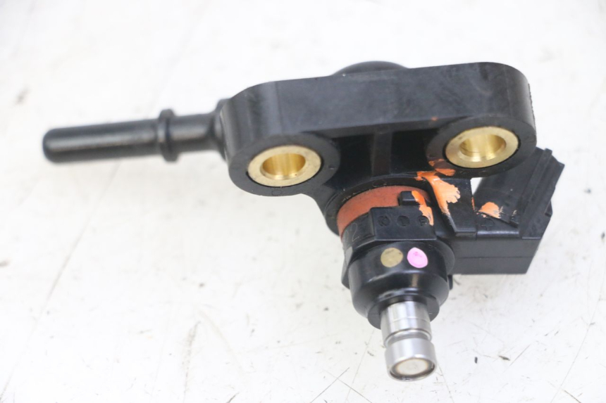 photo de INJECTOR HONDA CRF-F CRF F 110 (2019 - 2022) - Zoom op gebruiksstaat