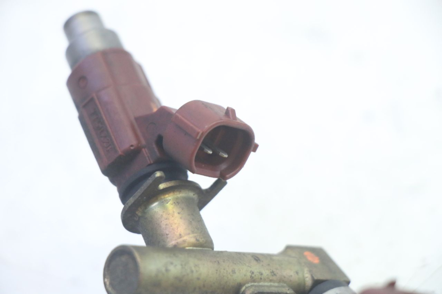 photo de INJECTOR SUZUKI DL V STROM 1000 (2002 - 2007) - Bevestigingspunten