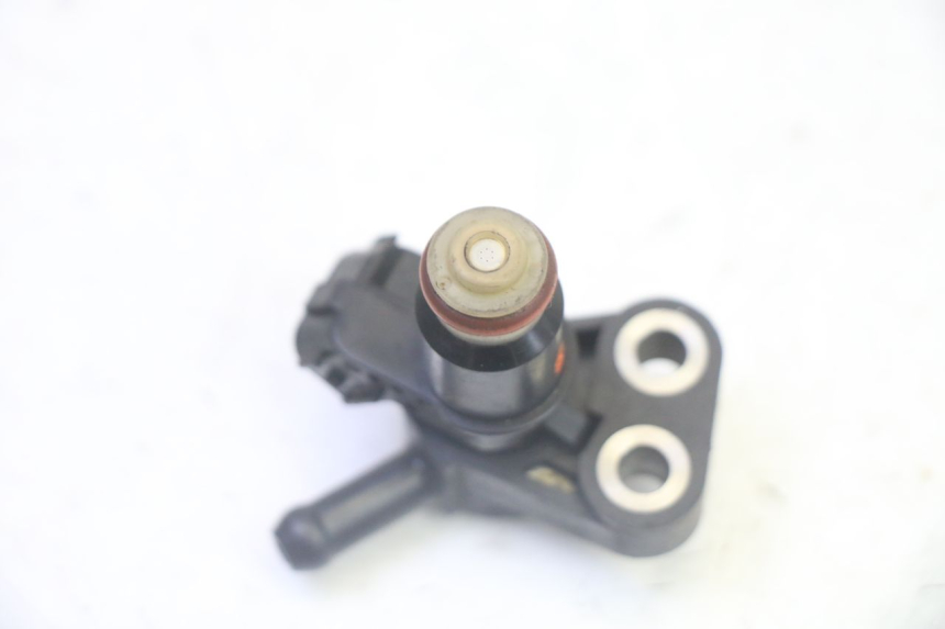 photo de INJECTOR HONDA FES S-WING SWING ABS 125 (2007 - 2015) - Overzicht