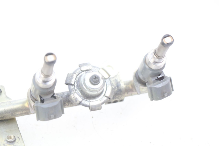 photo de INJECTOR YAMAHA FJR ABS 1300 (2016 - 2020) - Zoom op gebruiksstaat