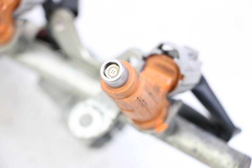 photo de INJECTOR YAMAHA FJR ABS 1300 (2006 - 2012) - Overzicht