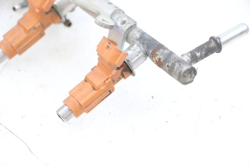 photo de INJECTOR YAMAHA FJR ABS 1300 (2006 - 2012) - Bevestigingspunten