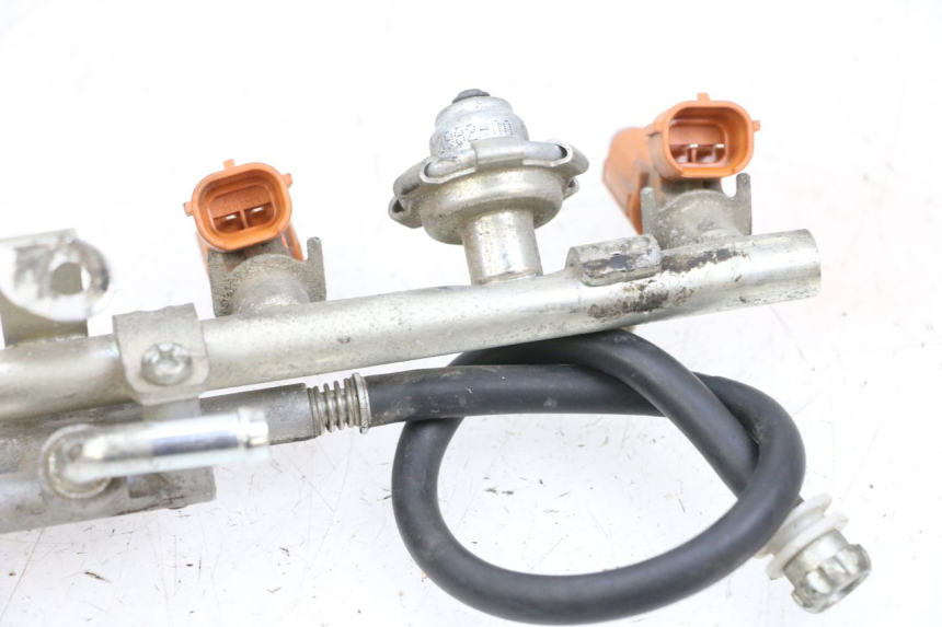 photo de INJECTOR YAMAHA FJR ABS 1300 (2006 - 2012) - Staat van het oppervlak