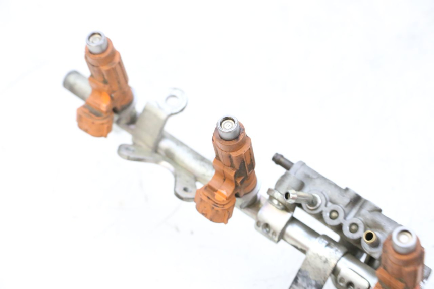 photo de INJECTOR YAMAHA FJR ABS 1300 (2006 - 2012) - Detail van het onderdeel